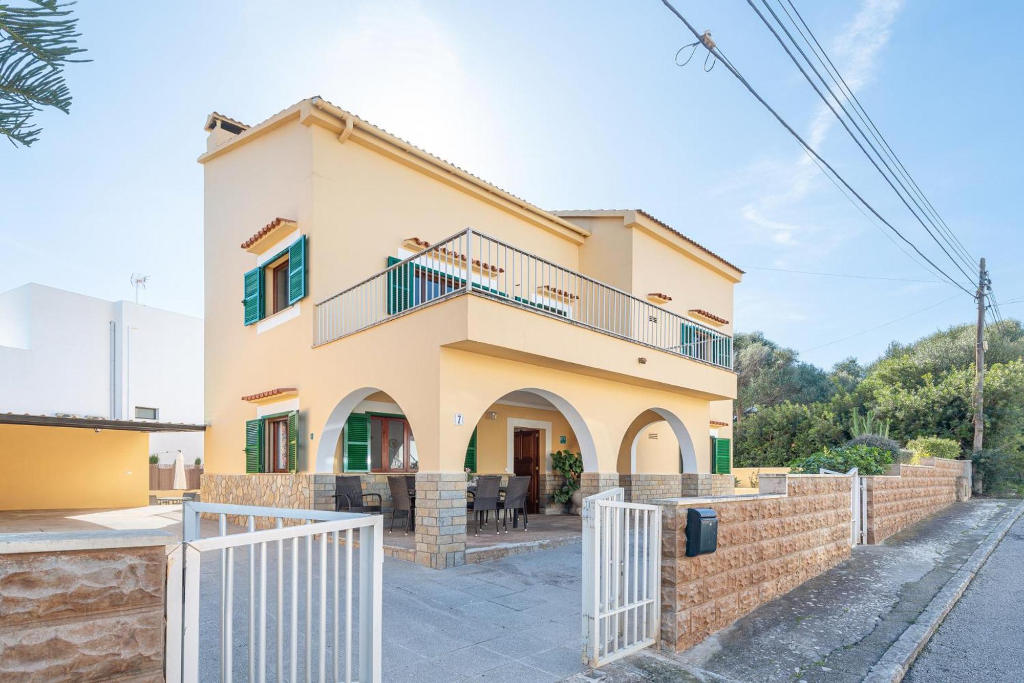 Tradicional Villa Calamar 7 Пуэрто-Колом Экстерьер фото