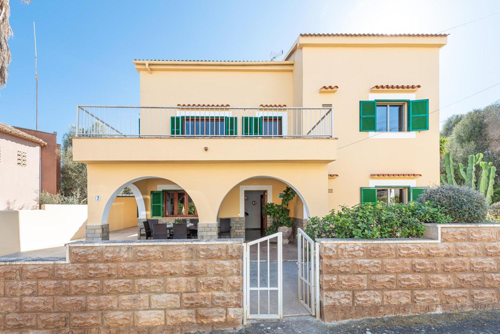 Tradicional Villa Calamar 7 Пуэрто-Колом Экстерьер фото